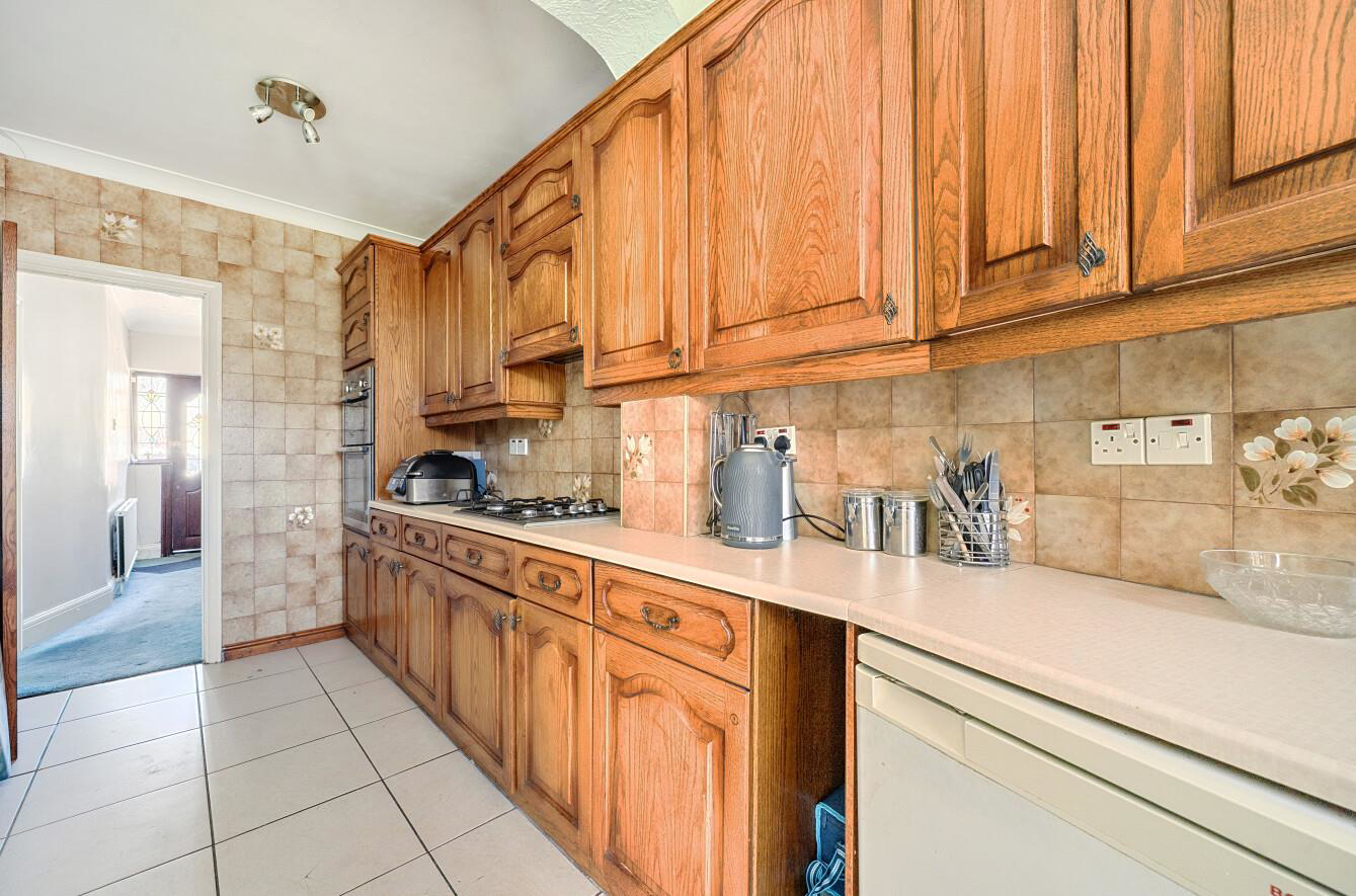 Kenmore Avenue, Harrow, HA3, photo 6