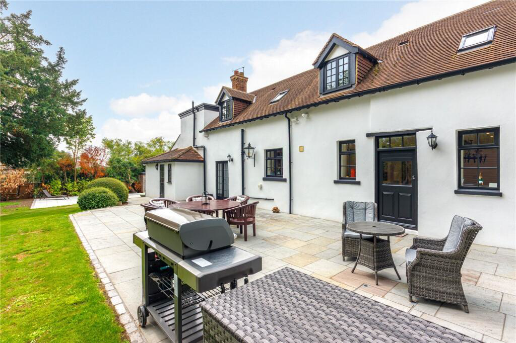 Davidson Frost-Wellings, DFW, Priory House, Back P