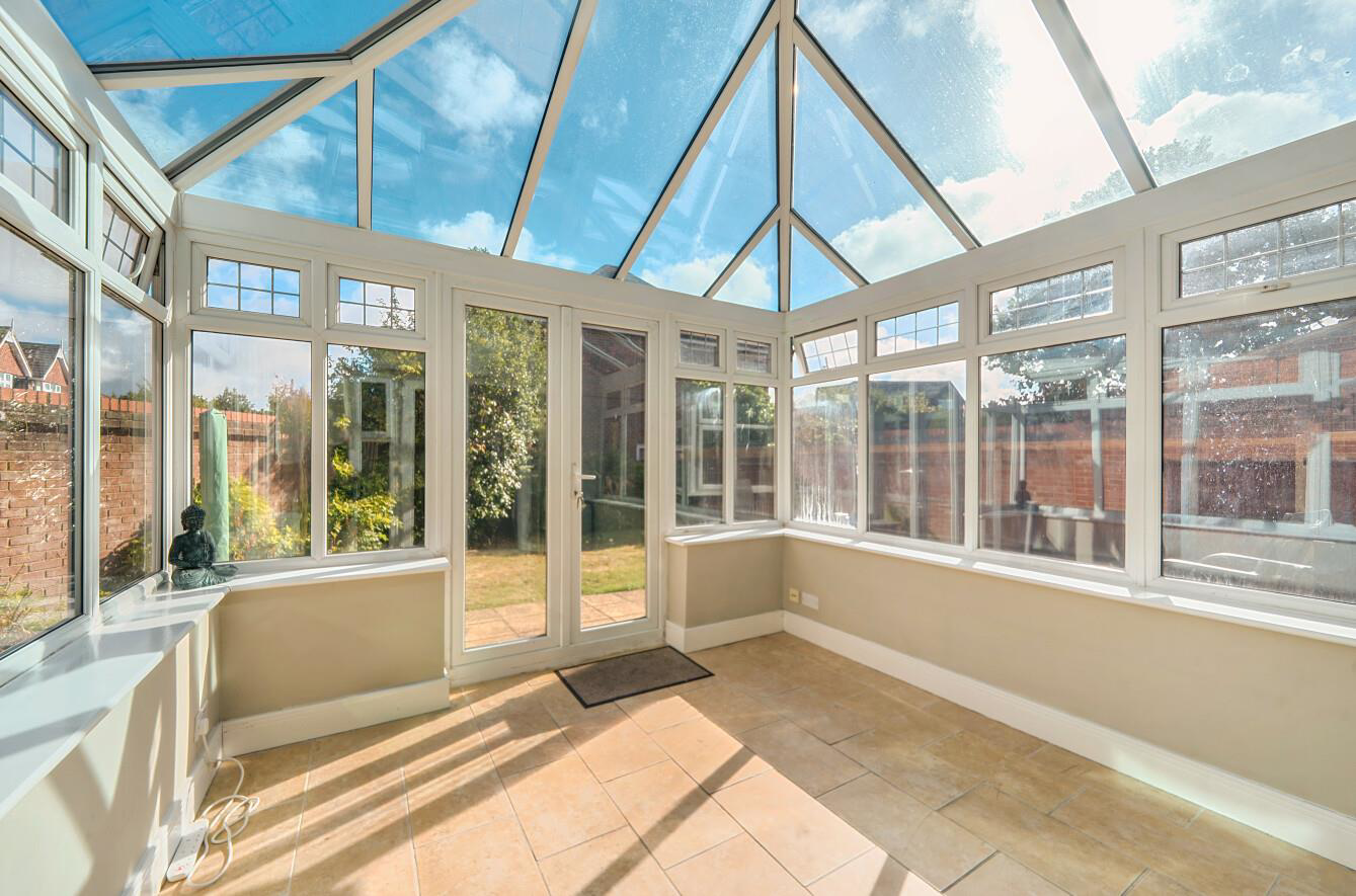 Fauna Close, Stanmore, HA7, photo 6