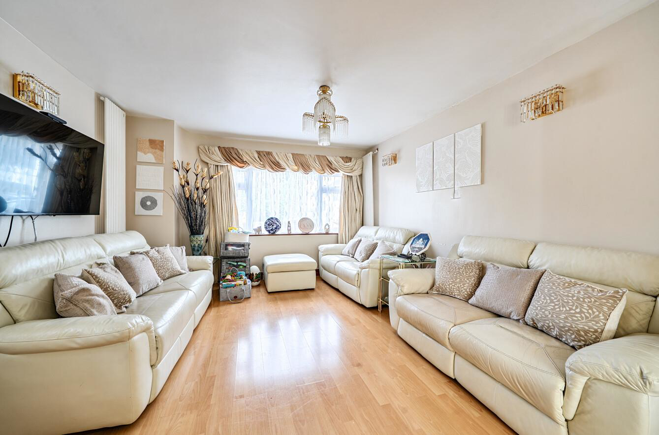 Wilsmere Drive, Harrow Weald, HA3, photo 2