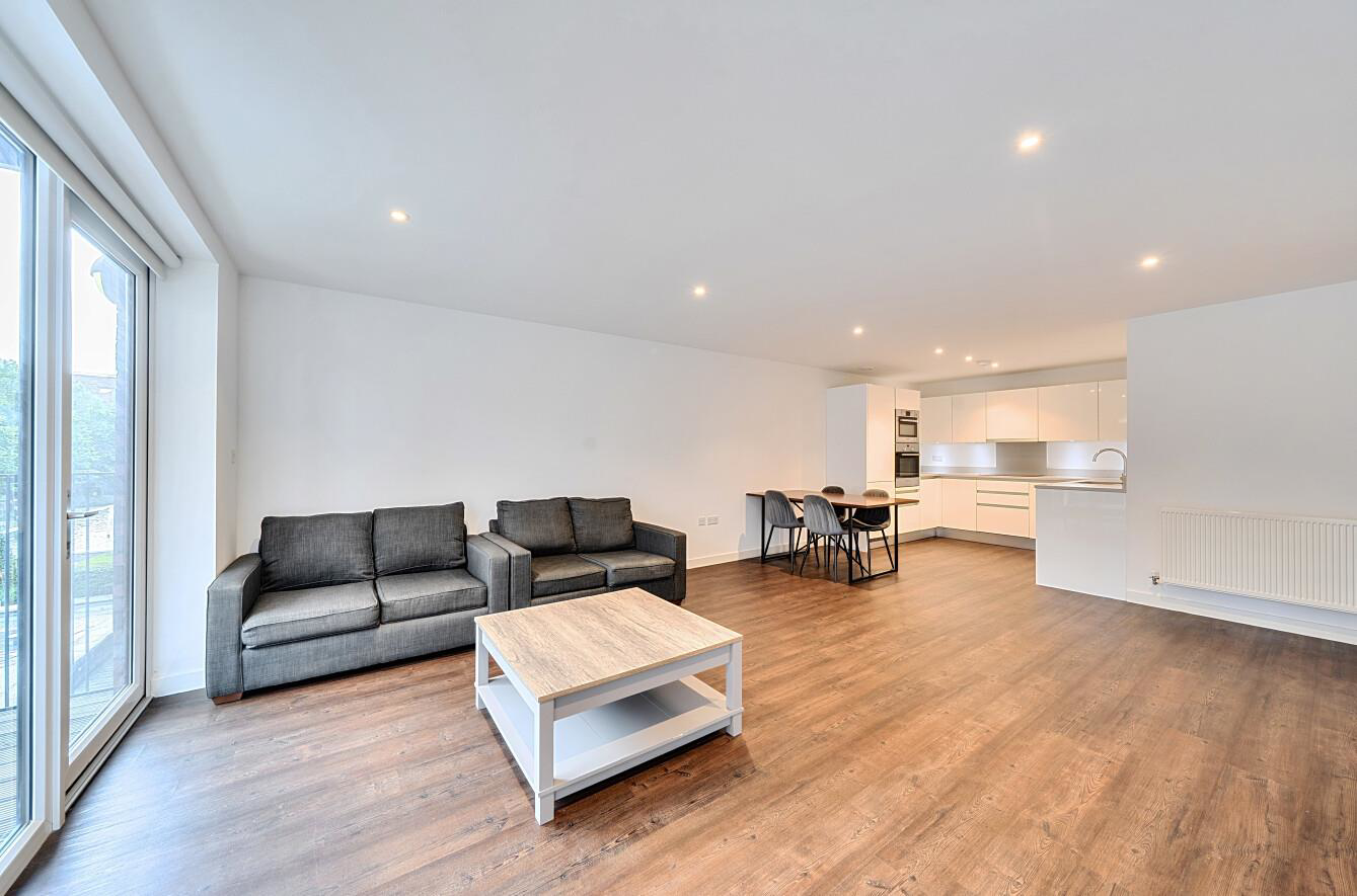 Clement Court, Stanmore, HA7, photo 4
