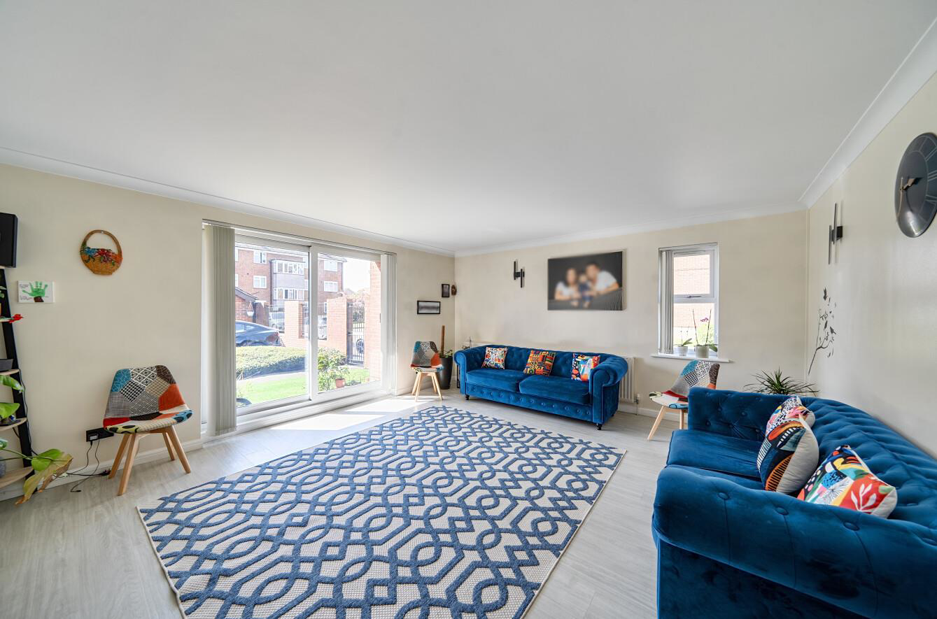 Davidson Frost-Wellings, DFW, Ascot Place, Stanmor