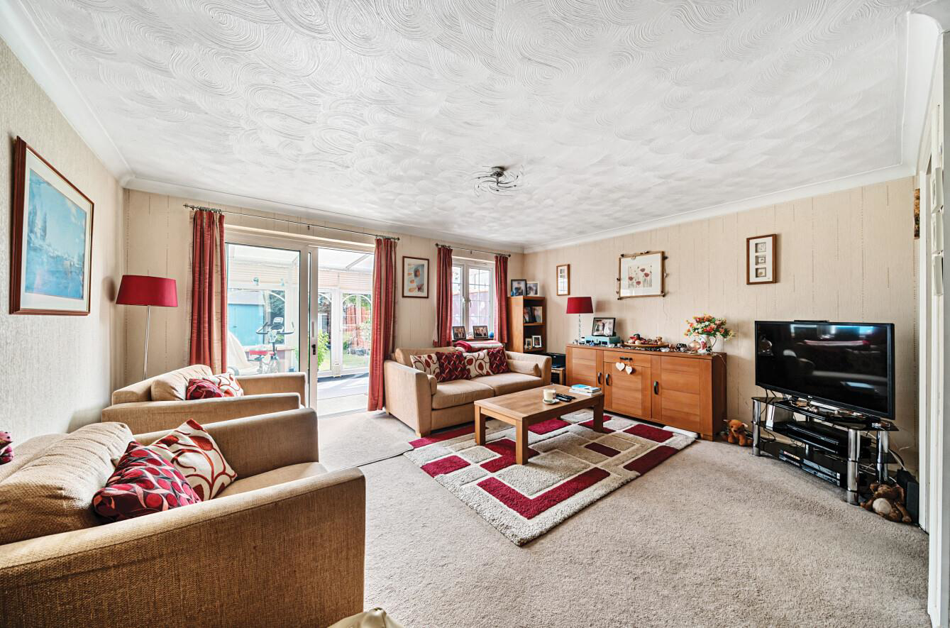 Meadow Road, Bushey, WD23, photo 3