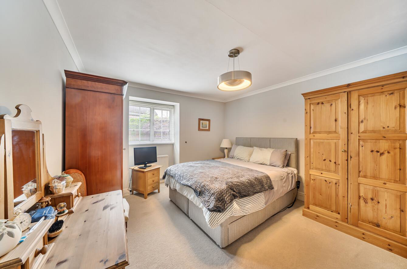Old Watford Road, Bricket Wood, AL2, photo 15