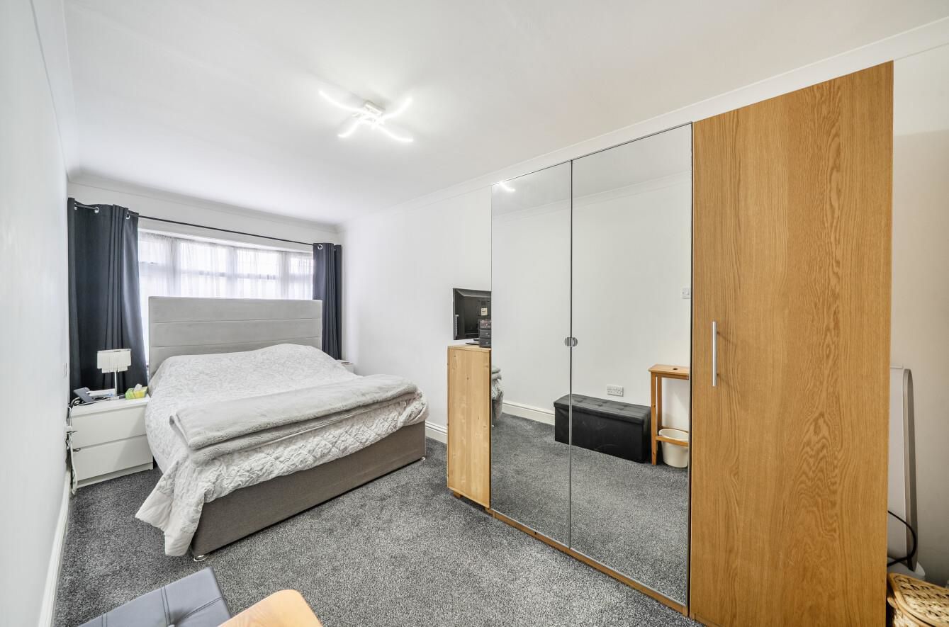 Binyon Crescent, Stanmore, HA7, photo 10