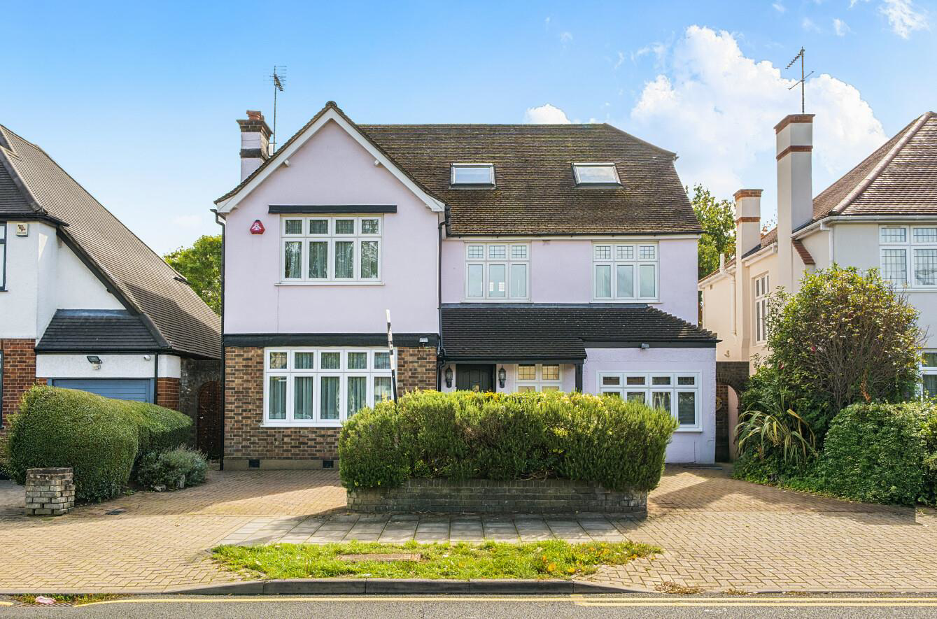 Dalkeith Grove, Stanmore, HA7