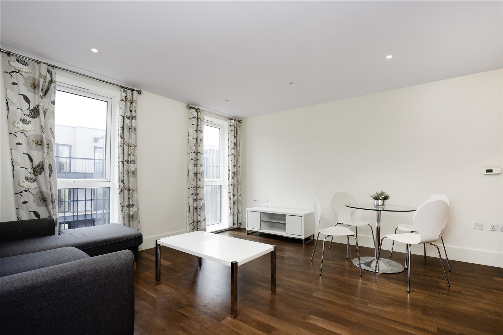 Attlee Court, Stanmore, HA7, photo 2
