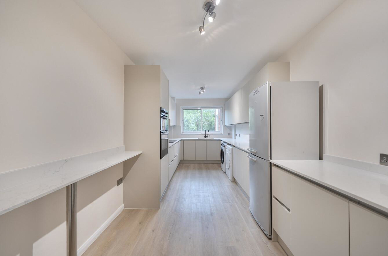 Oak Lodge Close, Stanmore, HA7, photo 5