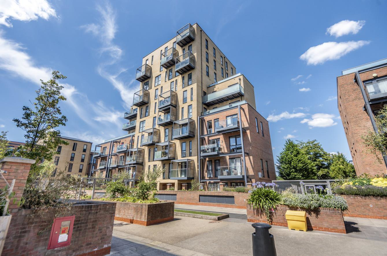 Hallington Court, Edgware, HA8