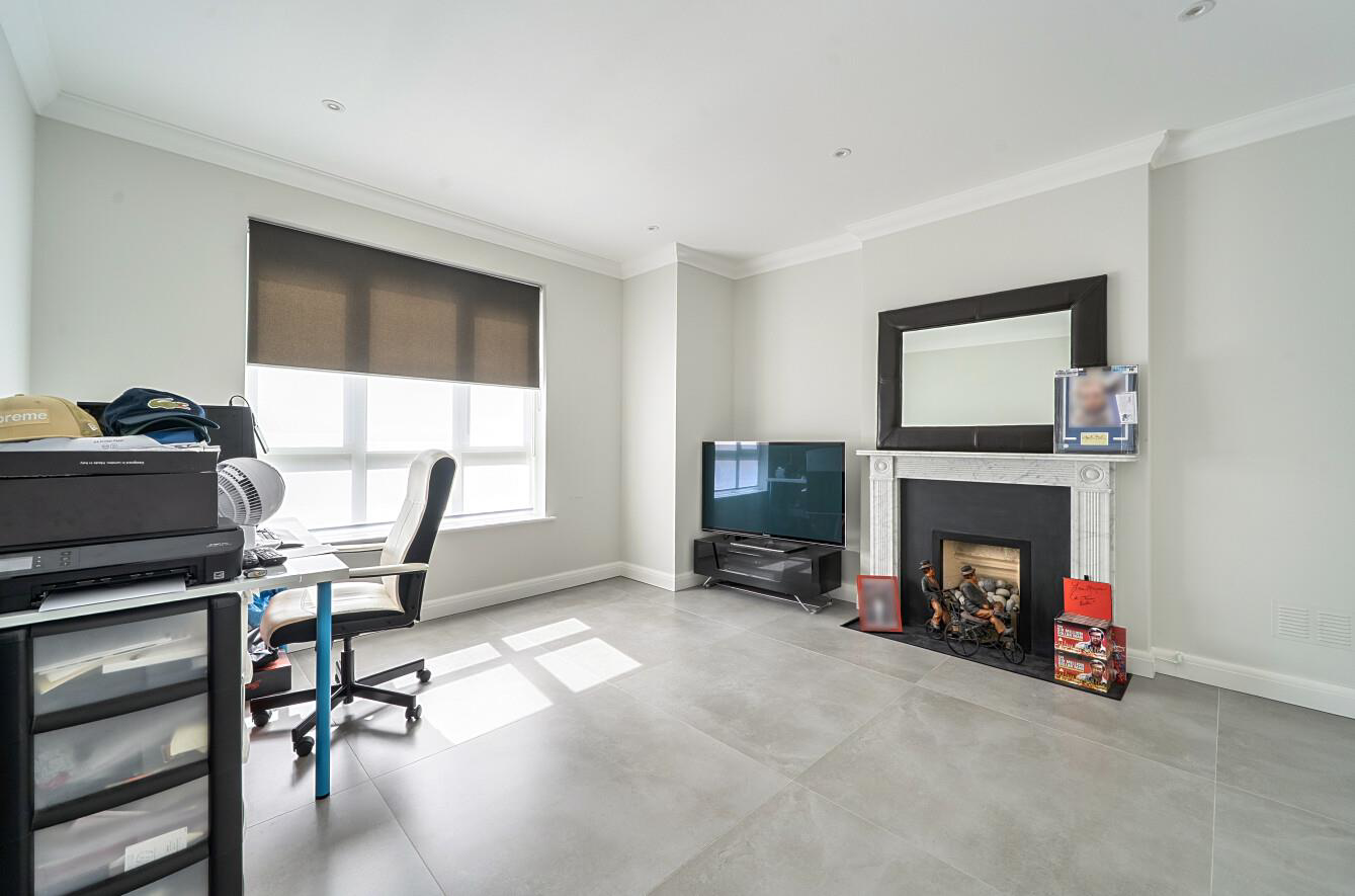Chandos Court, Stanmore, HA7, photo 6