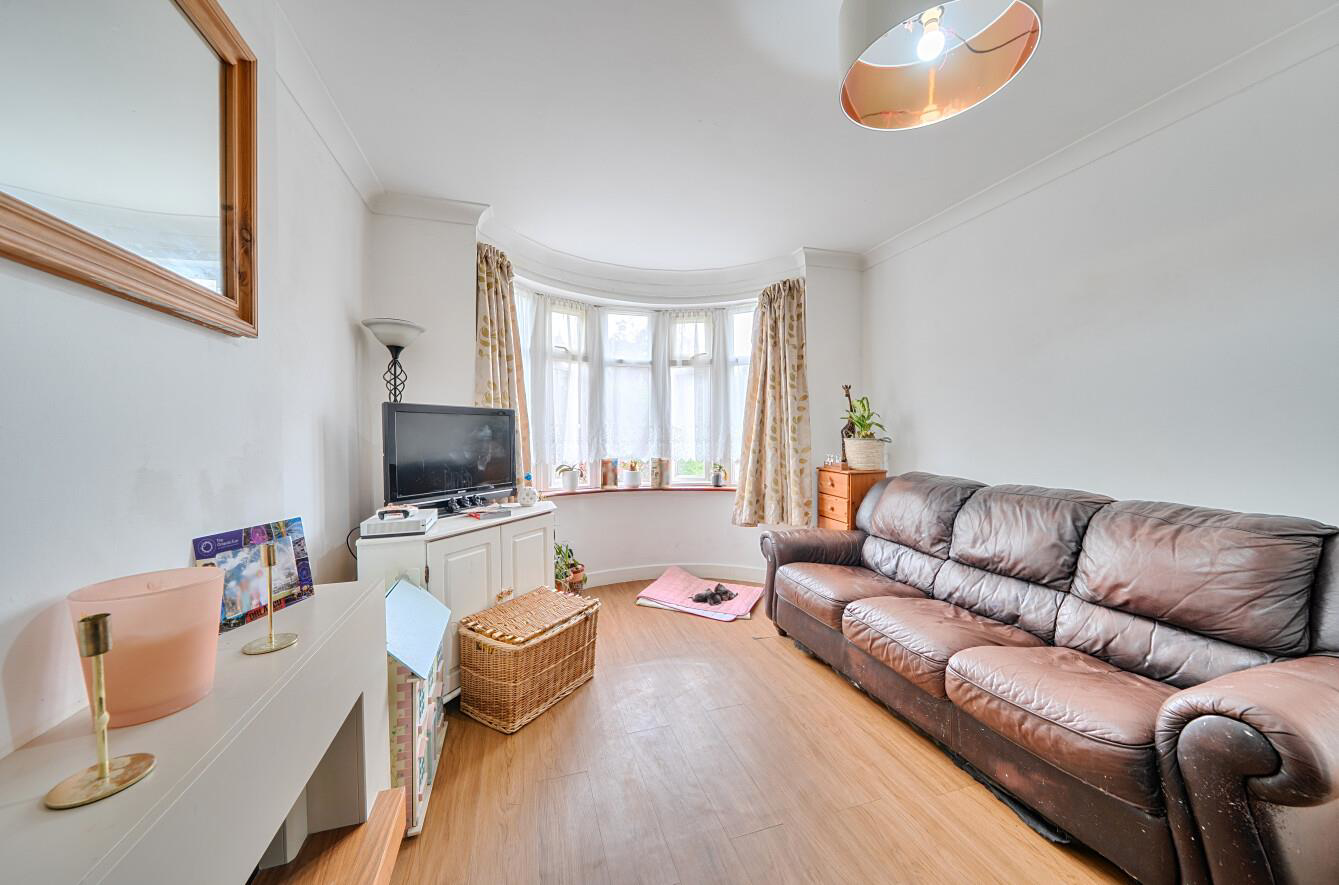 Davidson Frost-Wellings, DFW, HA8, Canons Park Clo