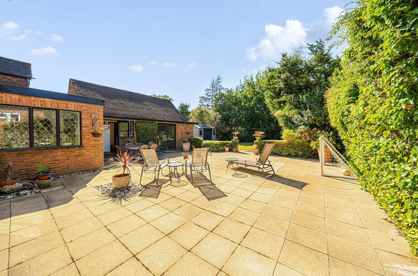 Davidson Frost-Wellings, DFW, Brockley Avenue, Sta