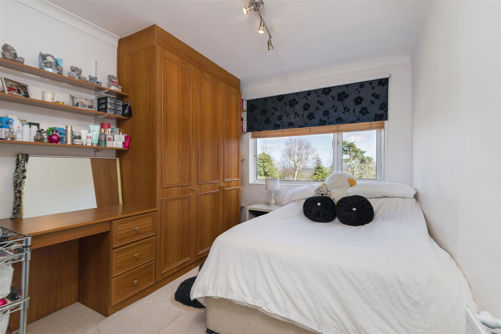 Little Bushey Lane, Bushey, WD23, photo 12