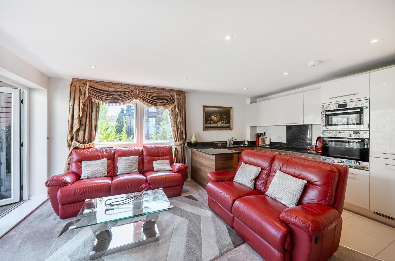Sovereign Court, Stanmore, HA7, photo 3