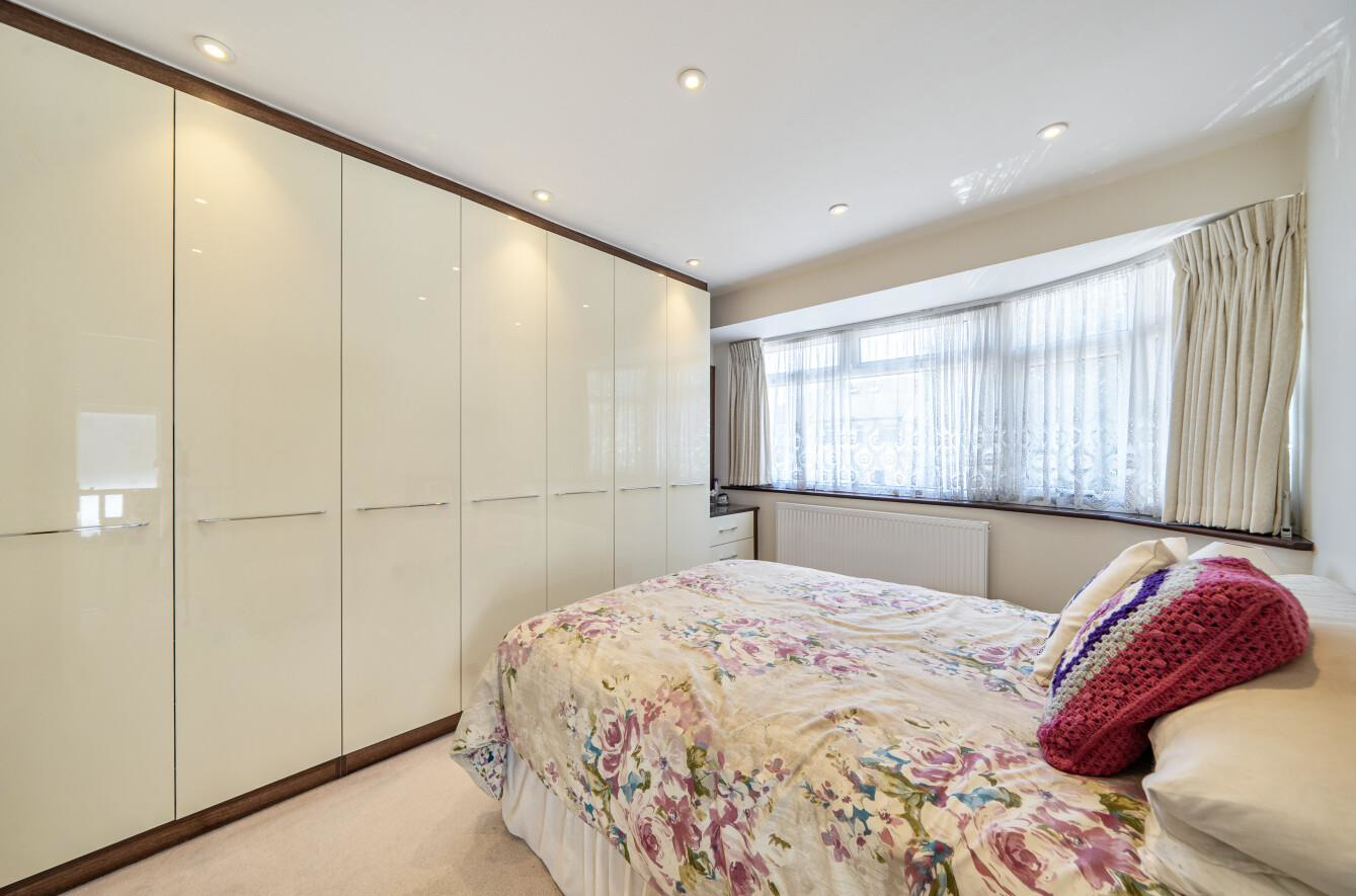 Bellamy Drive, Stanmore, HA7, photo 11
