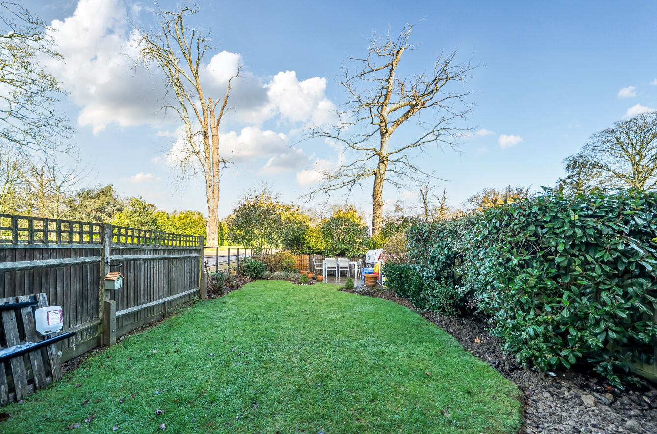 Soane Square, Stanmore, HA7, photo 9