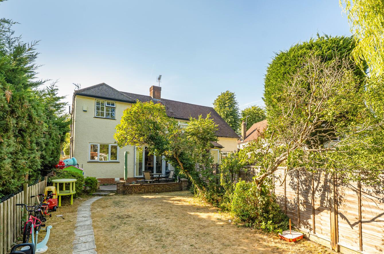 Golf Close, Stanmore, HA7, photo 8
