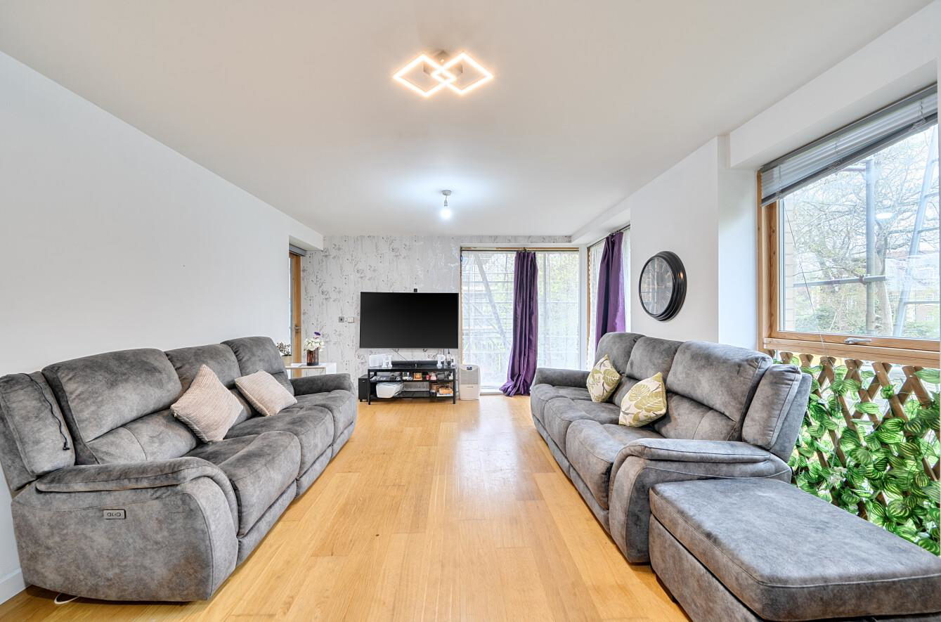 Douglas Close, Stanmore, HA7, photo 4