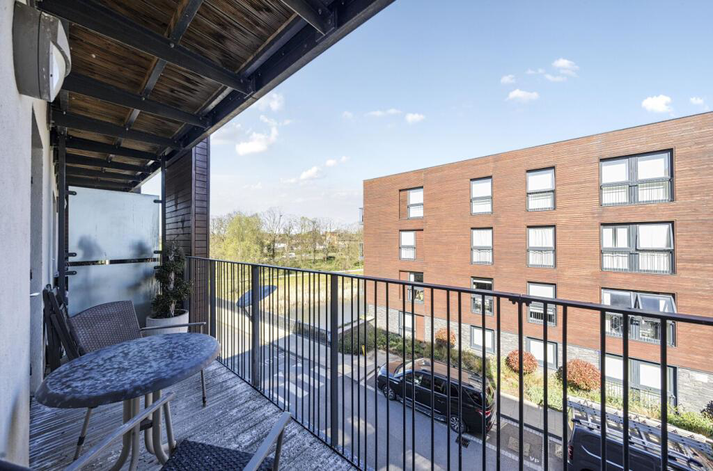 Moore Court, Stanmore Place, HA7, photo 5