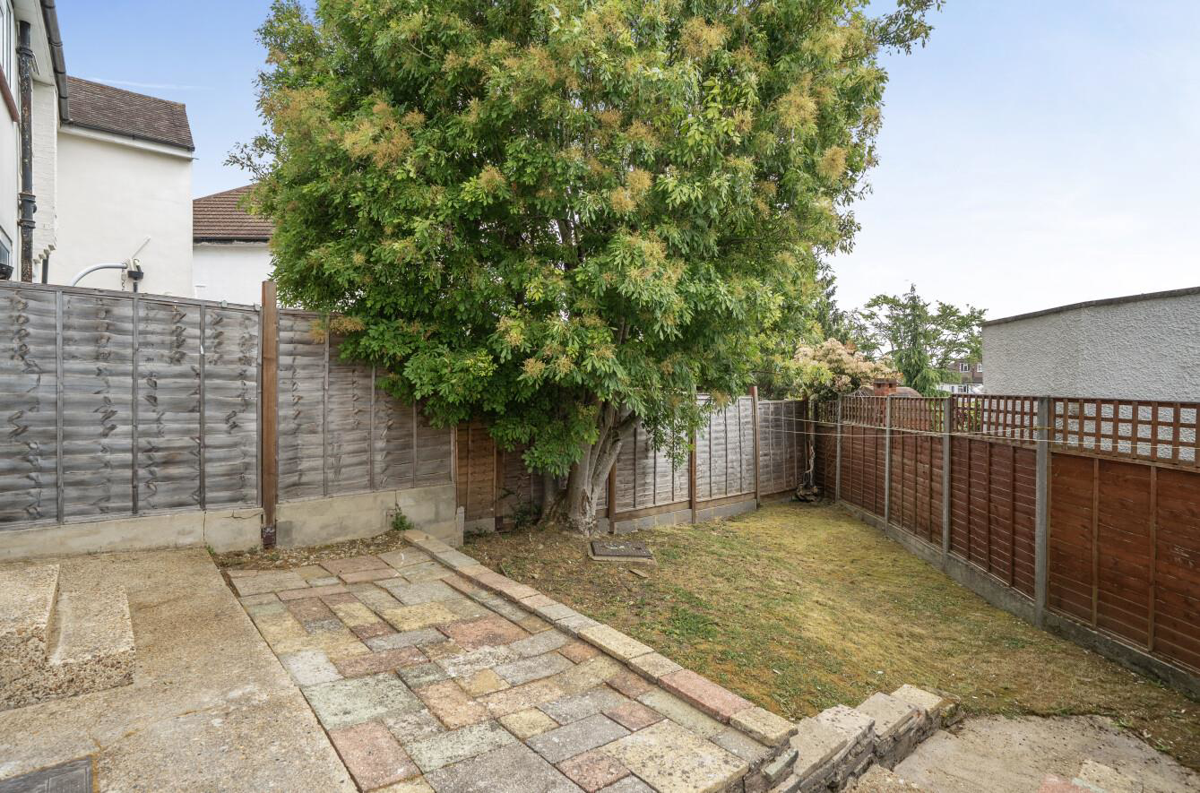 Beverley Gardens, Stanmore, HA7, photo 8