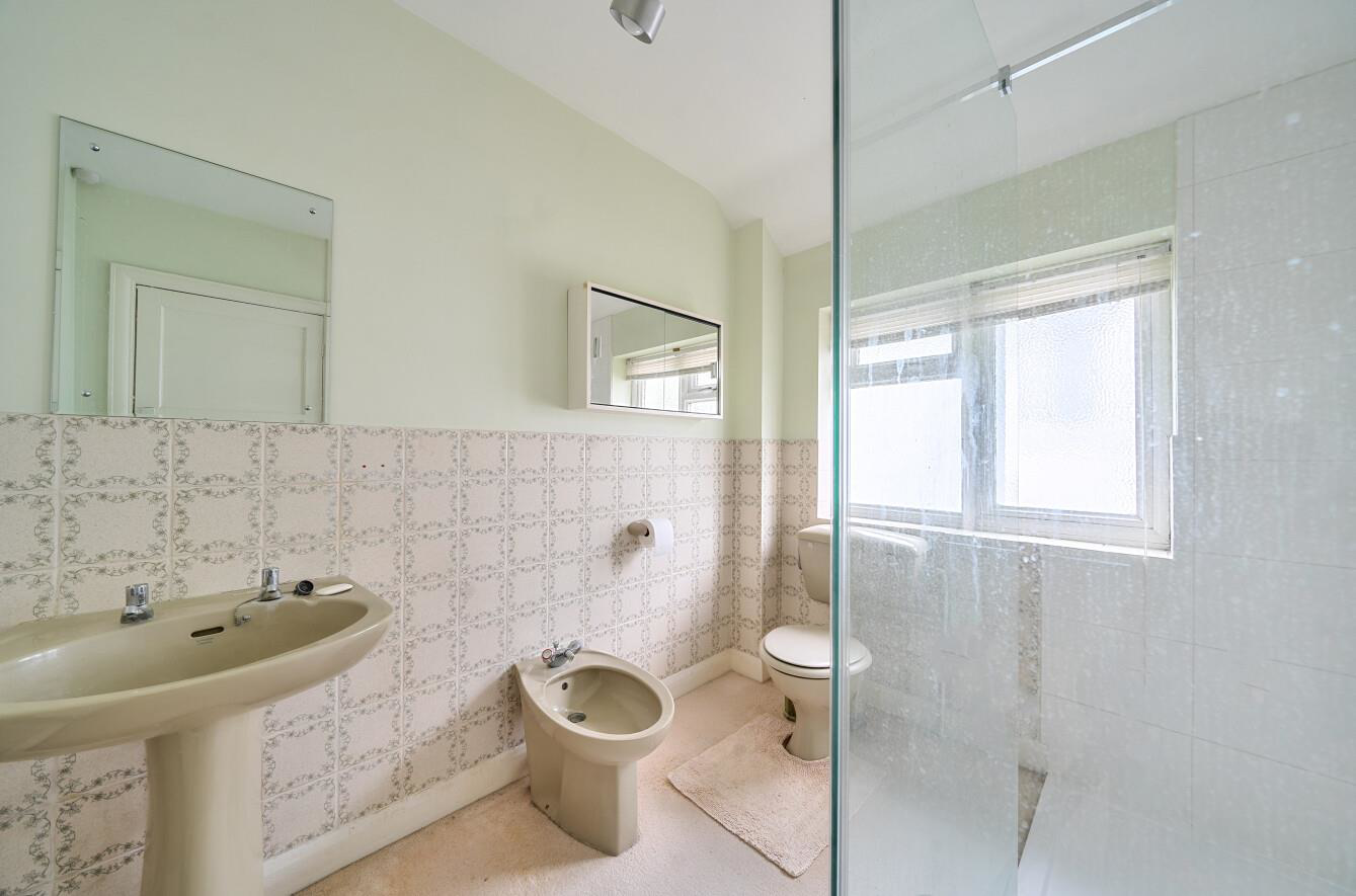 Chiltern Avenue, Bushey, WD23, photo 15