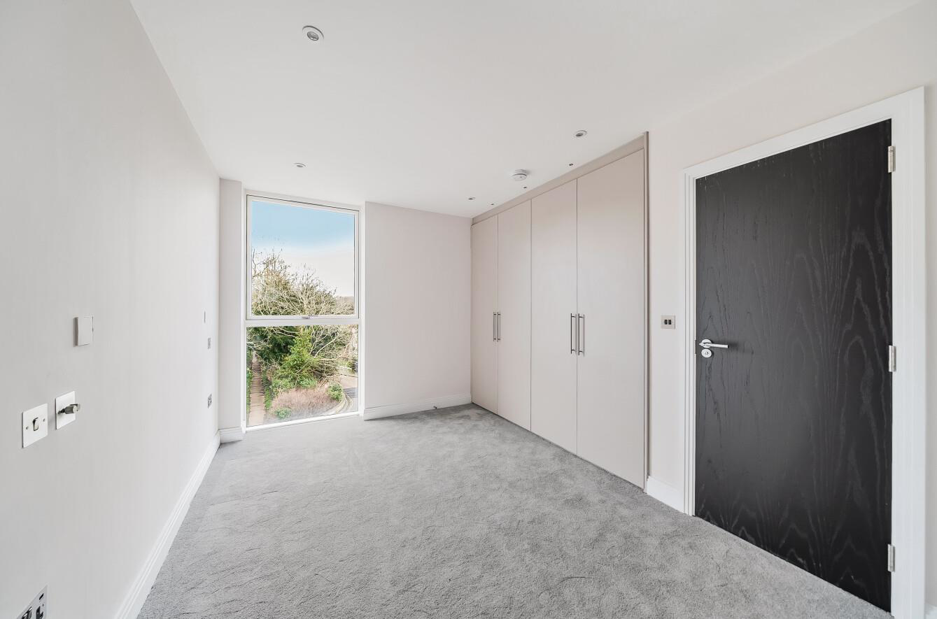 Halsbury Close, Stanmore, HA7, photo 5