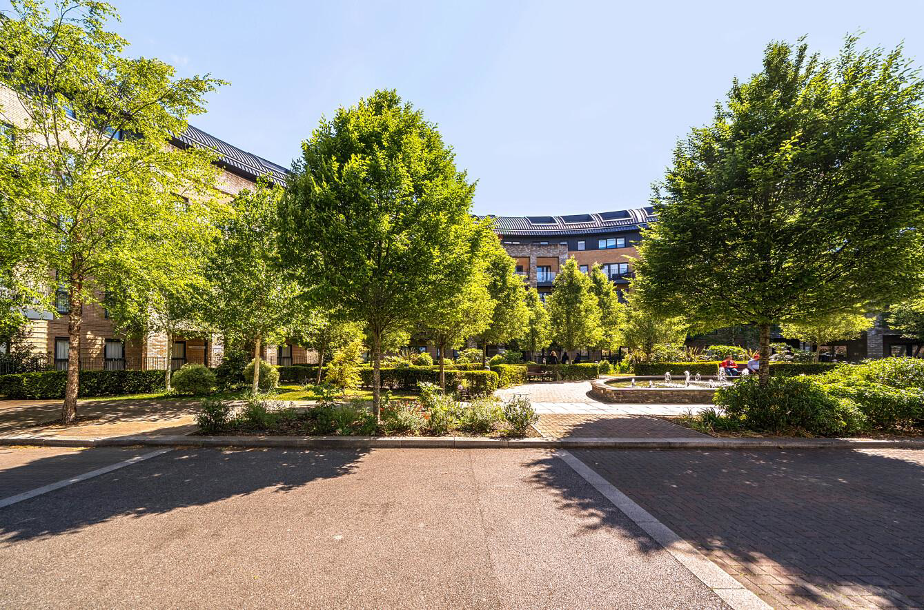 Royal Court, Stanmore, HA7