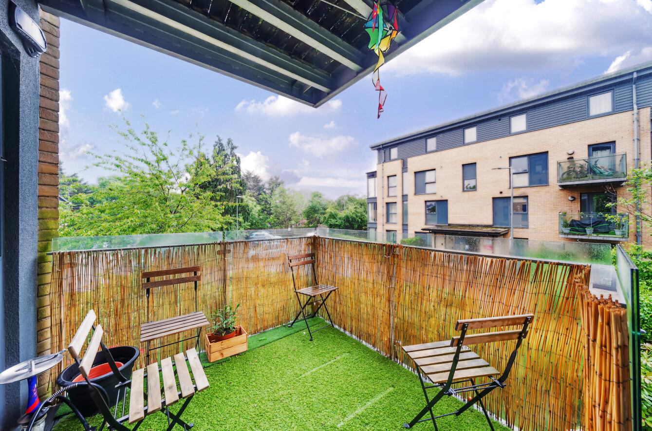 Douglas Close, Stanmore, HA7, photo 5