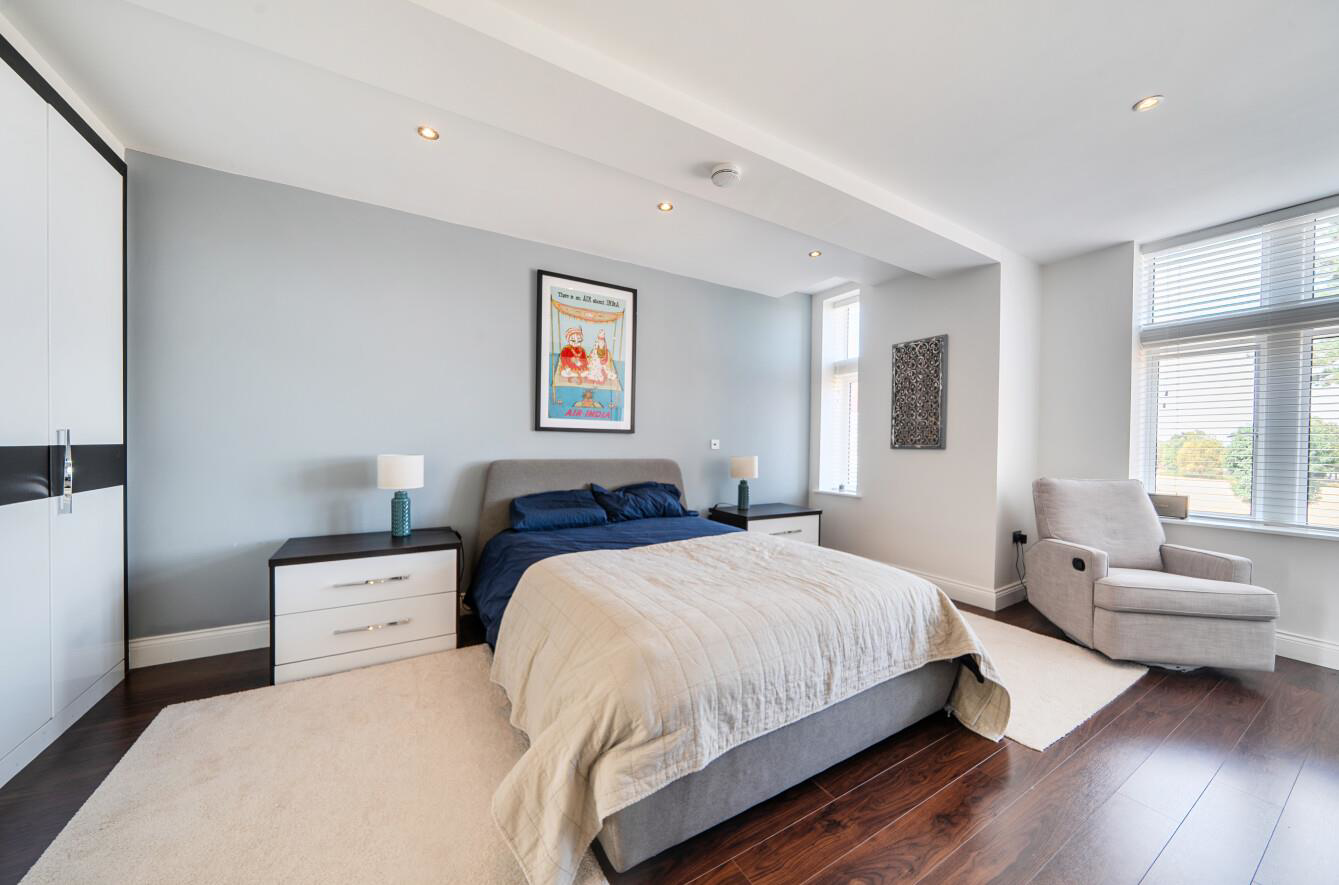 Royal Connaught Park, Bushey, WD23, photo 9