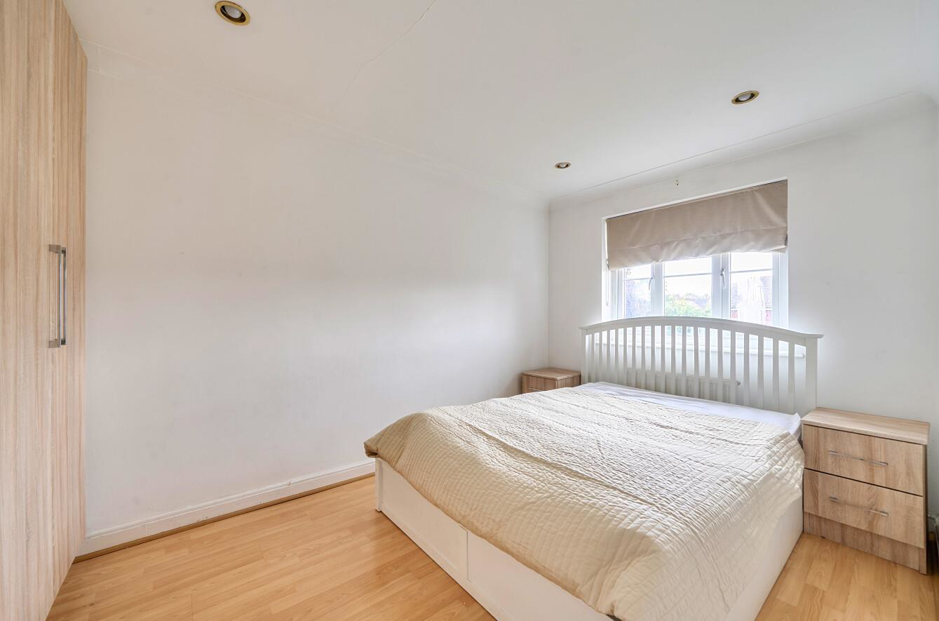 Courtens Mews, Stanmore, HA7, photo 9