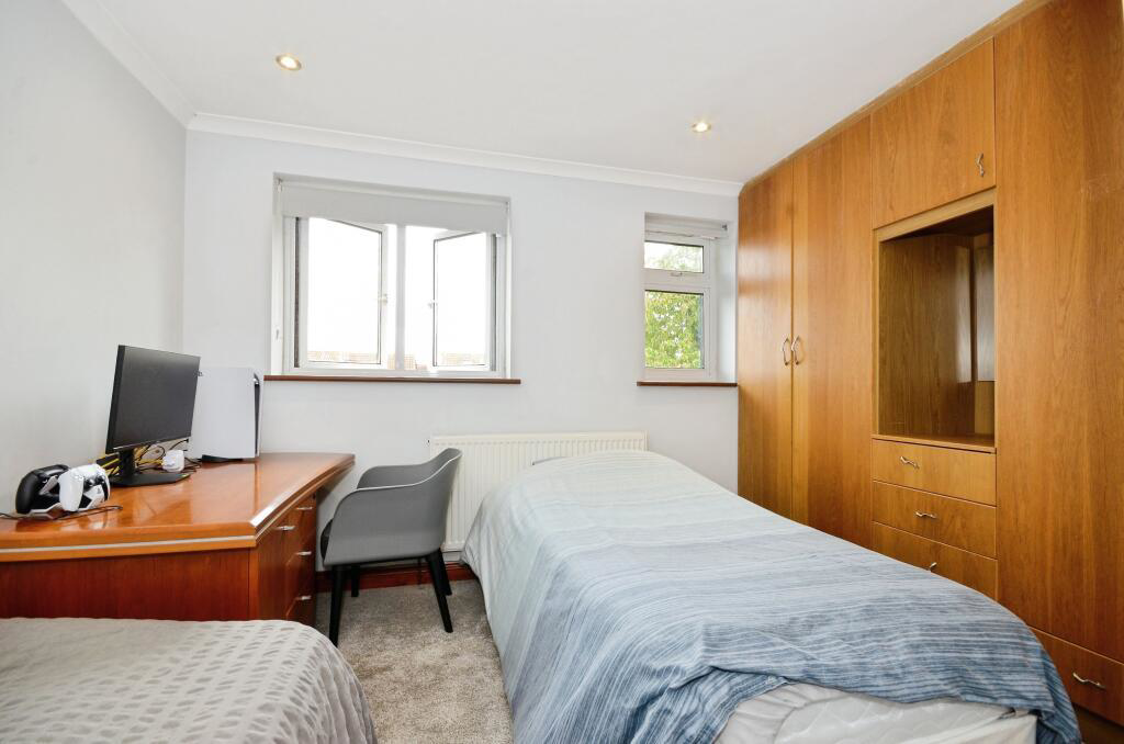 Daintry Close, Harrow, HA3, photo 13