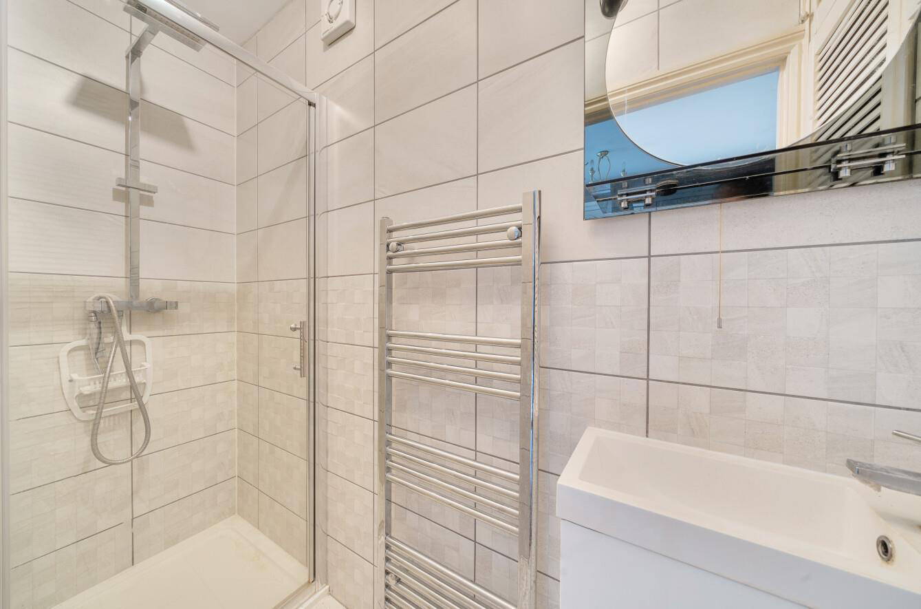Chiltern Avenue, Bushey, WD23, photo 6