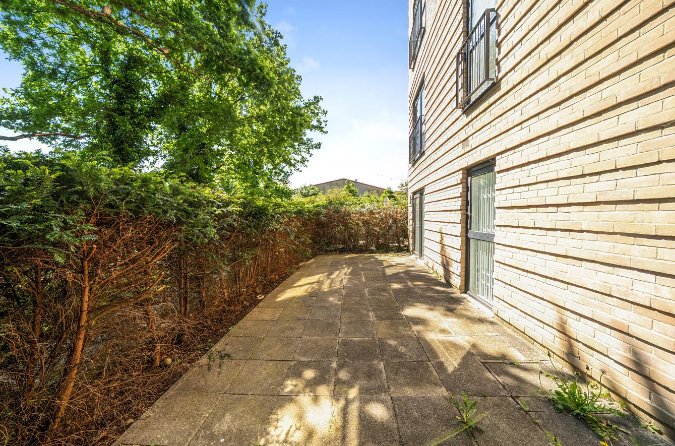 Royal Court, Stanmore, HA7, photo 8