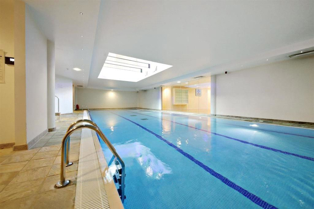 Royal Connaught Park, Bushey, WD23, photo 25