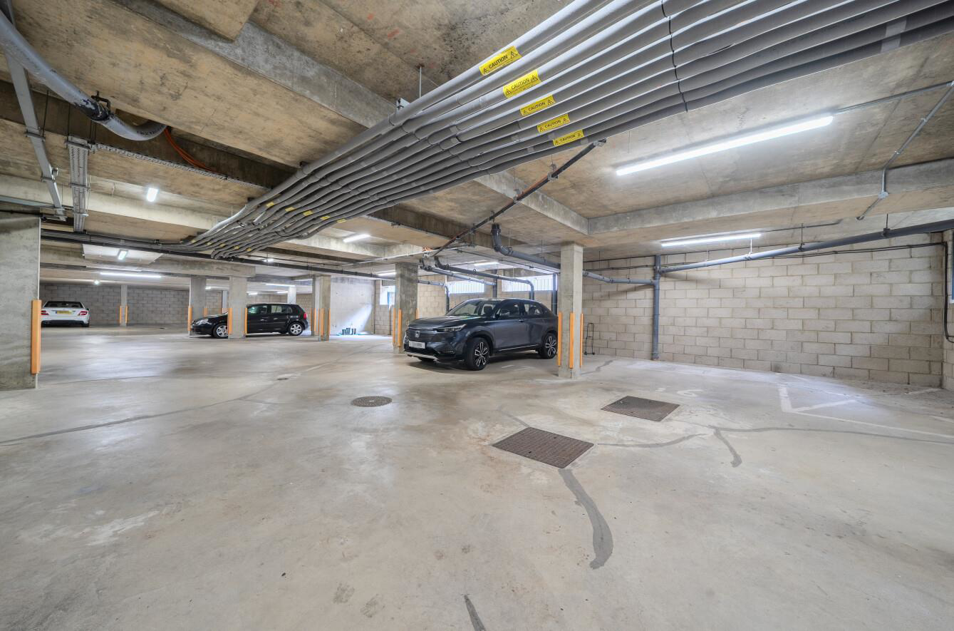 Lansdowne Court, Bushey, WD23, photo 16