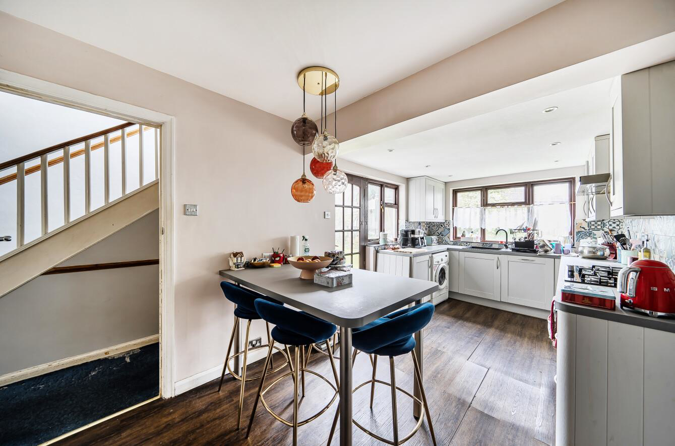 Uxbridge Road, Harrow, HA3, photo 3