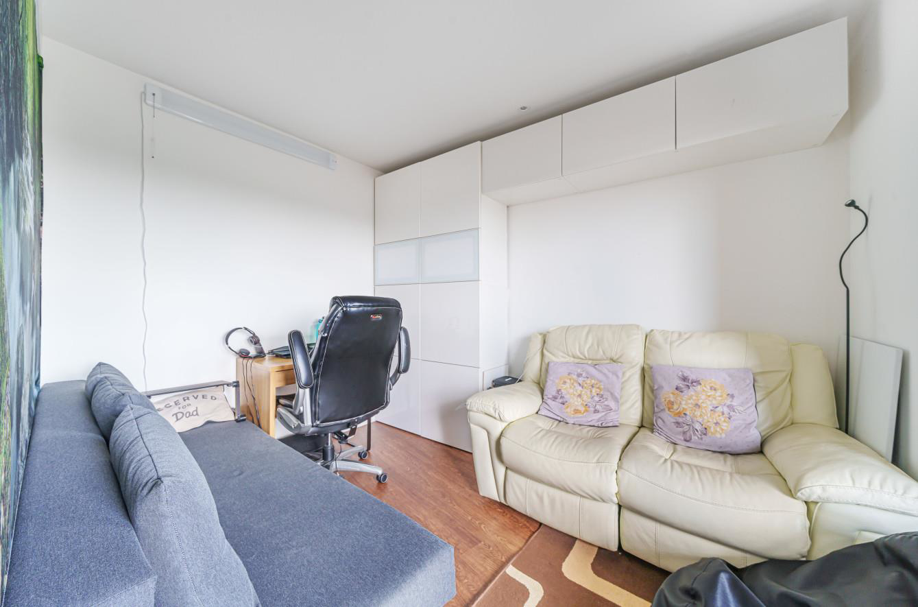 Royal Court, Stanmore Place, HA7, photo 5