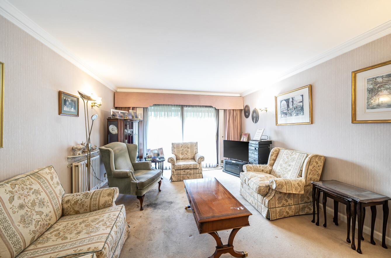 Longchamp Court, Marsh Lane, HA7, photo 2