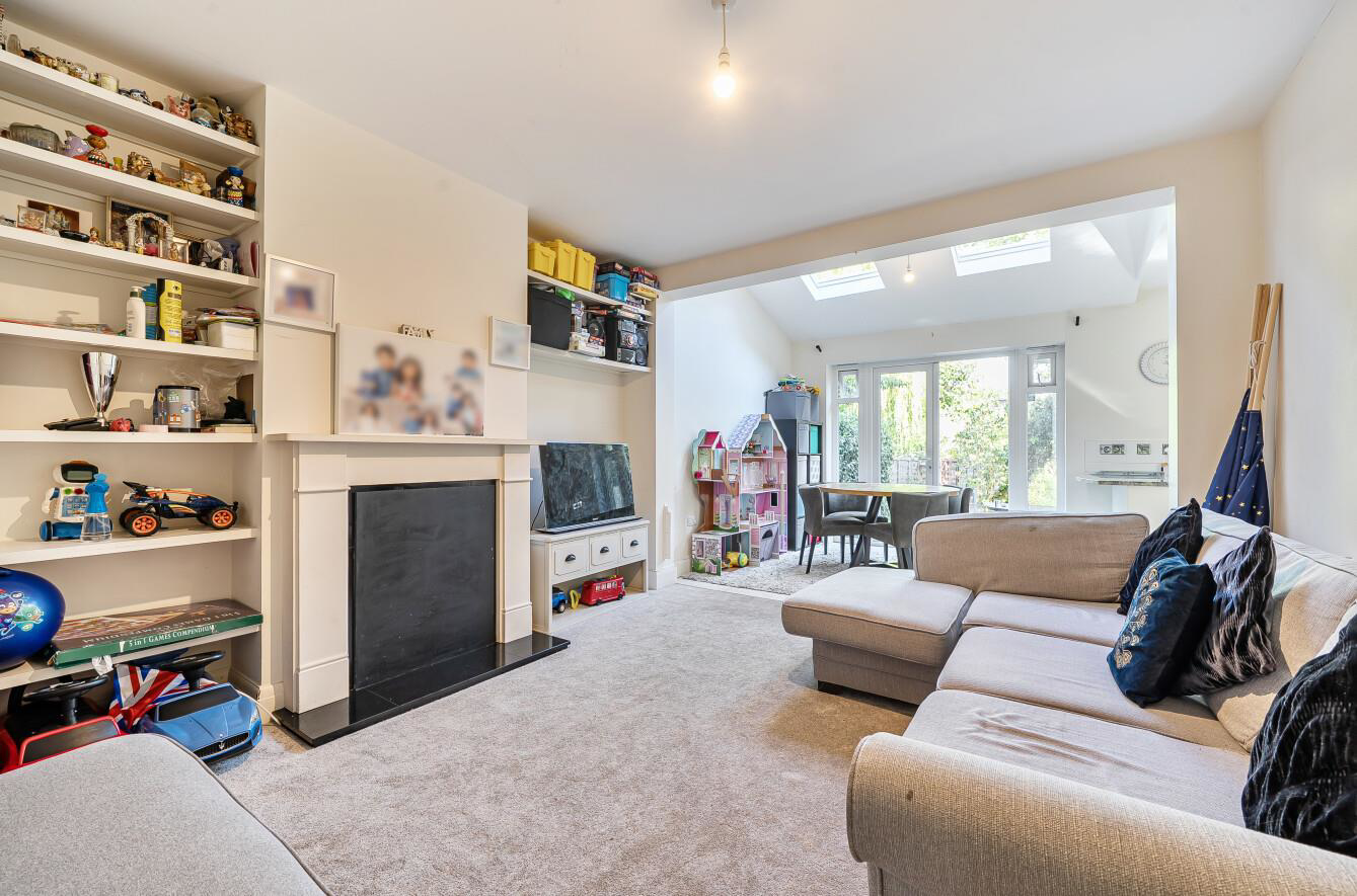 Golf Close, Stanmore, HA7, photo 3