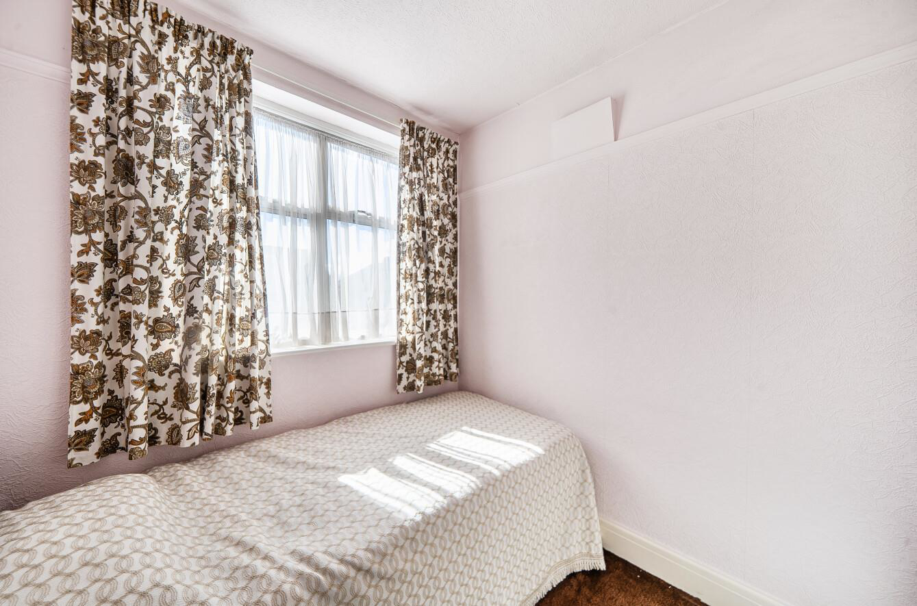 Clifton Avenue, Stanmore, HA7, photo 13