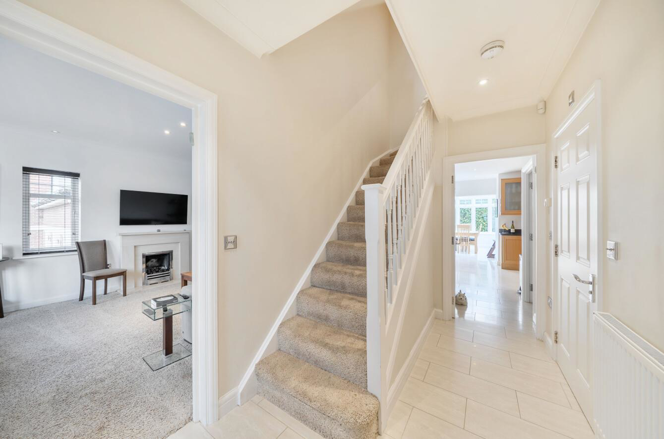 Myddleton Close, Stanmore, HA7, photo 13