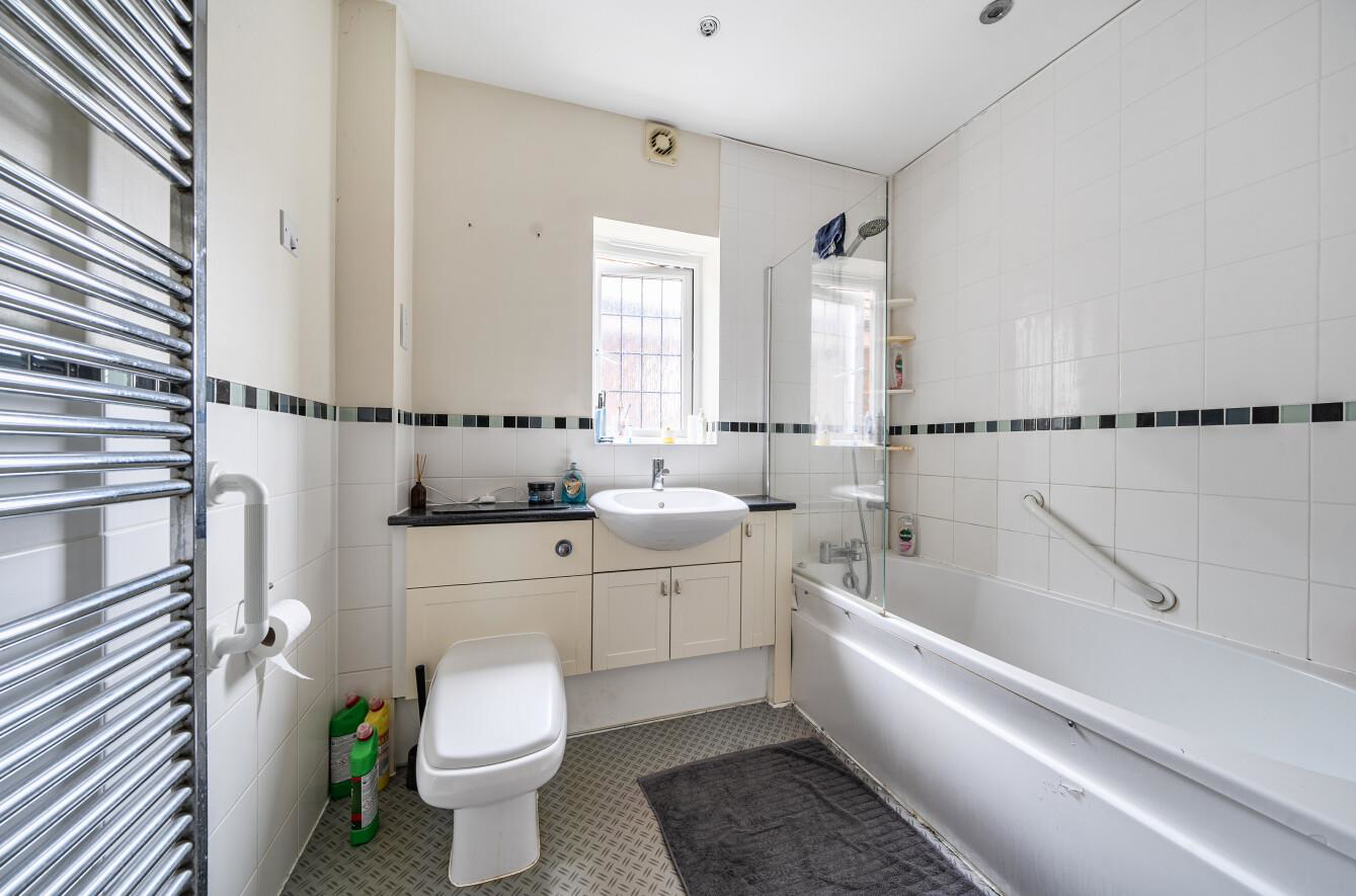 Fauna Close, Stanmore, HA7, photo 15