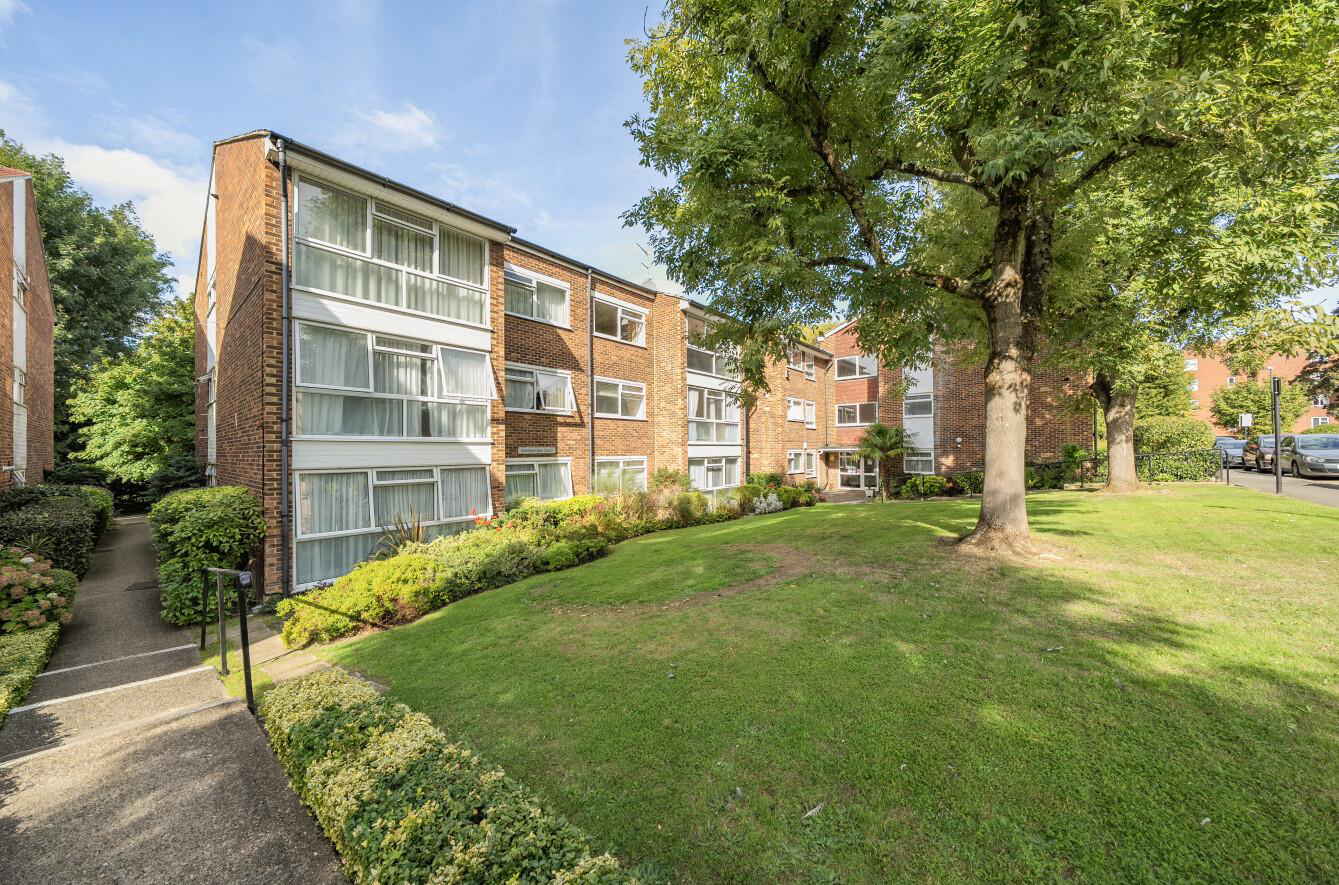 Aran Drive, Stanmore, HA7