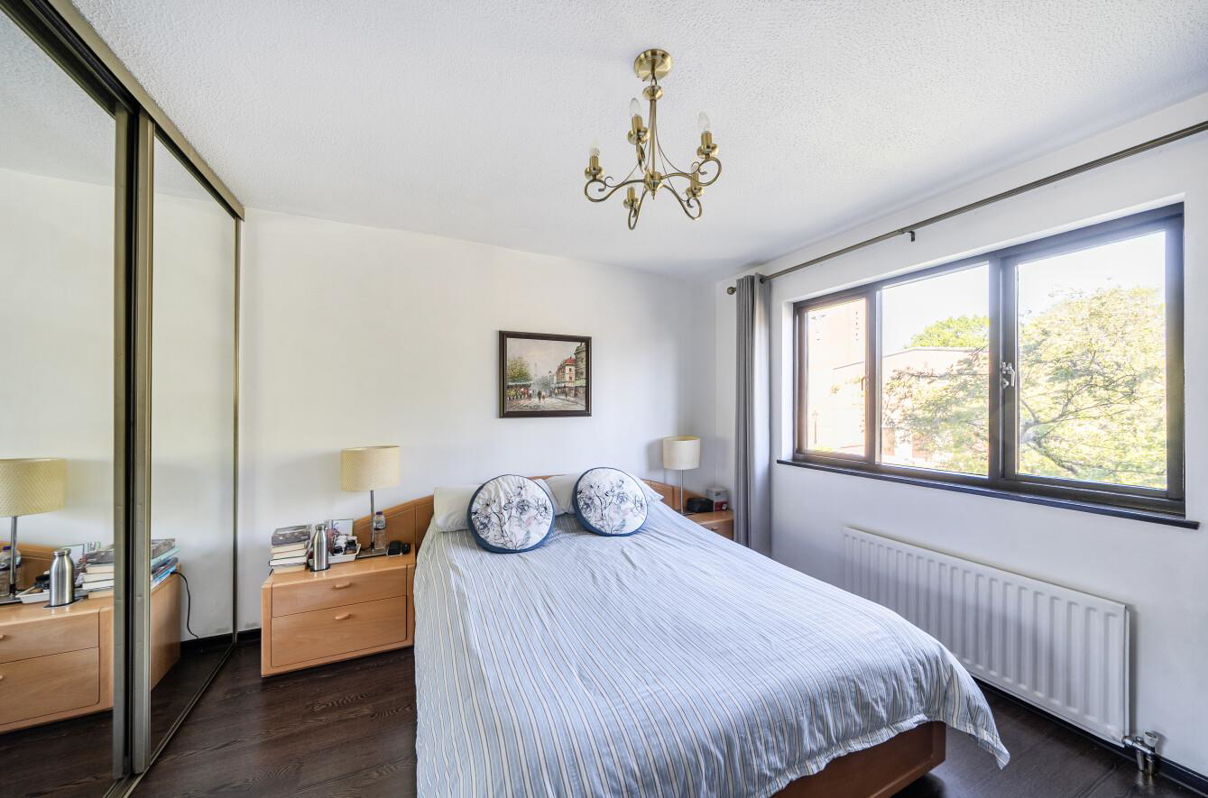 Du Cros Drive, Stanmore, HA7, photo 15