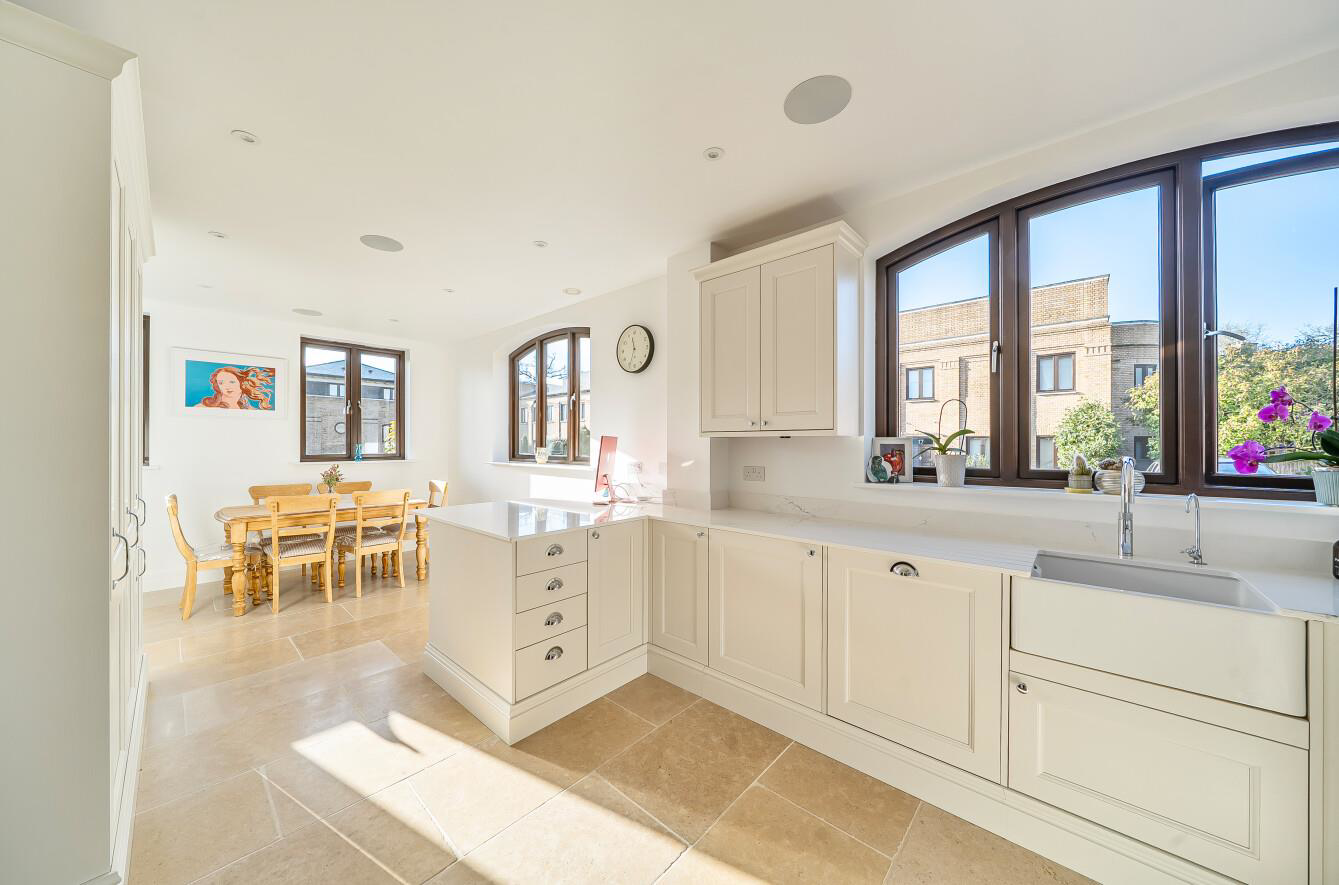 Soane Square, Stanmore, HA7, photo 6