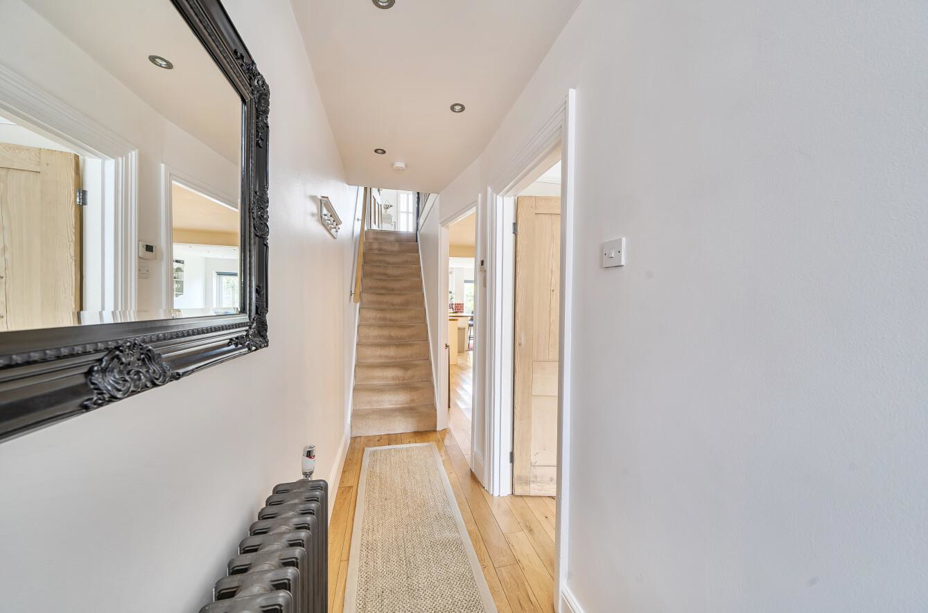 Rudolph Road, Bushey, WD23, photo 21