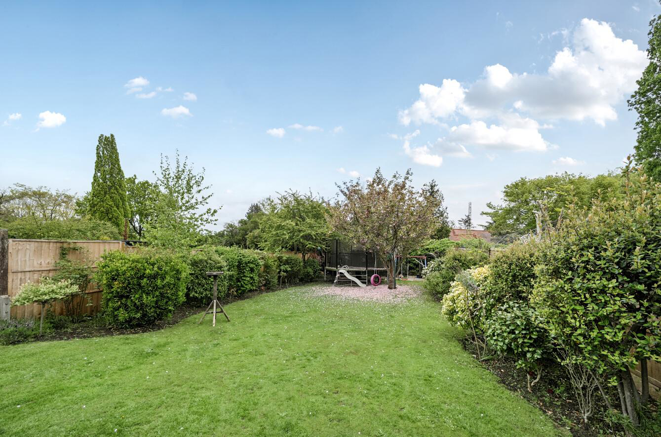 Woodhill Crescent, Harrow, HA3, photo 13