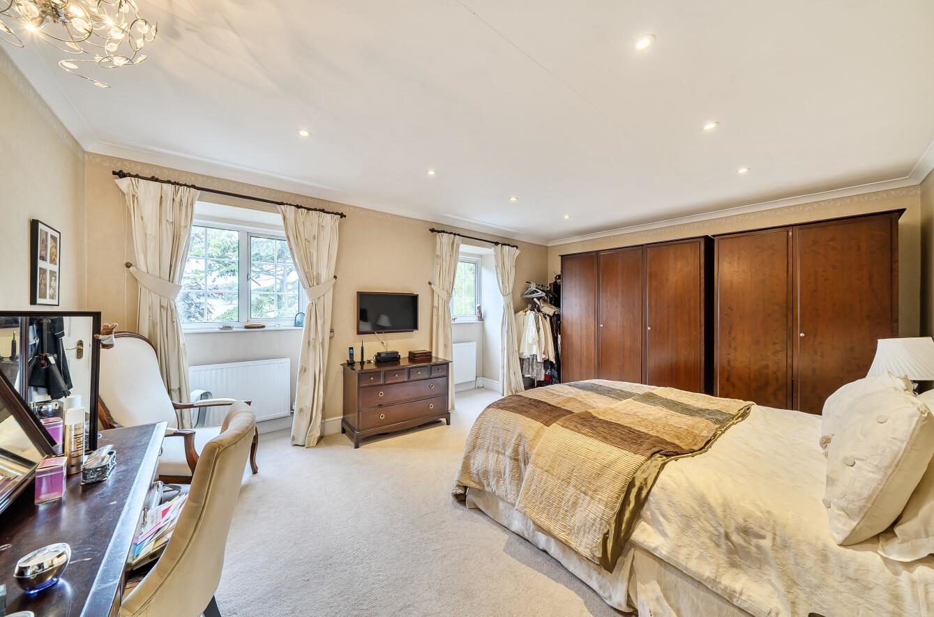 Old Watford Road, Bricket Wood, AL2, photo 13