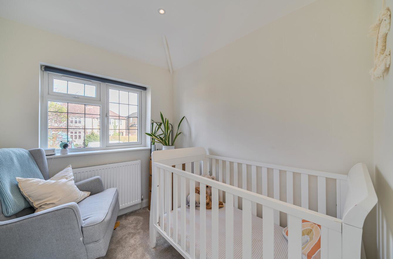 Chiltern Avenue, Bushey, WD23, photo 11