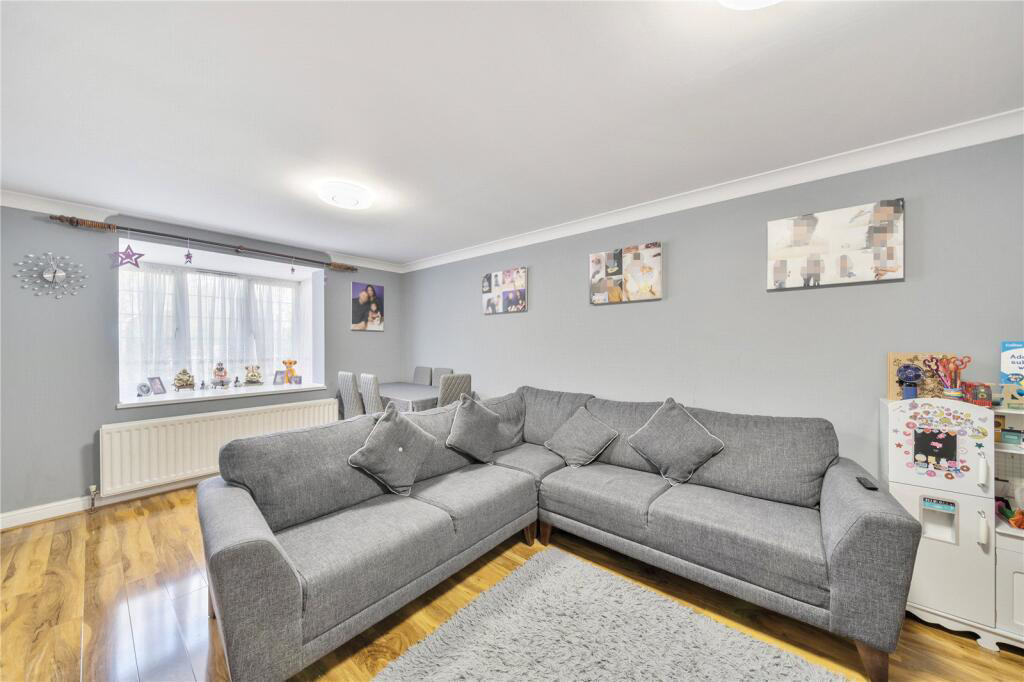 Priory Field Drive, Edgware, HA8, photo 4